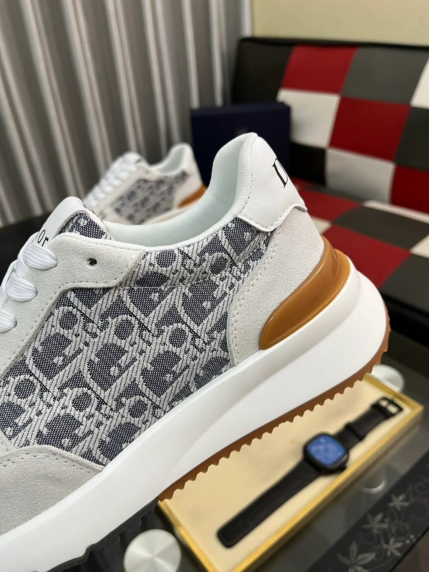 Men's shoes 💰438⌚️⌚️ [Dior] new casual shoes. Exclusive mold-making custom style, the fabric is imported from Italy, and the leather is breathable inside. Exclusively molded and customized outsole is wear-resistant. Counter-level version, perfect matching, on-shoe effect, and exquisite workmanship. Code number: 38-444️⃣Colors available